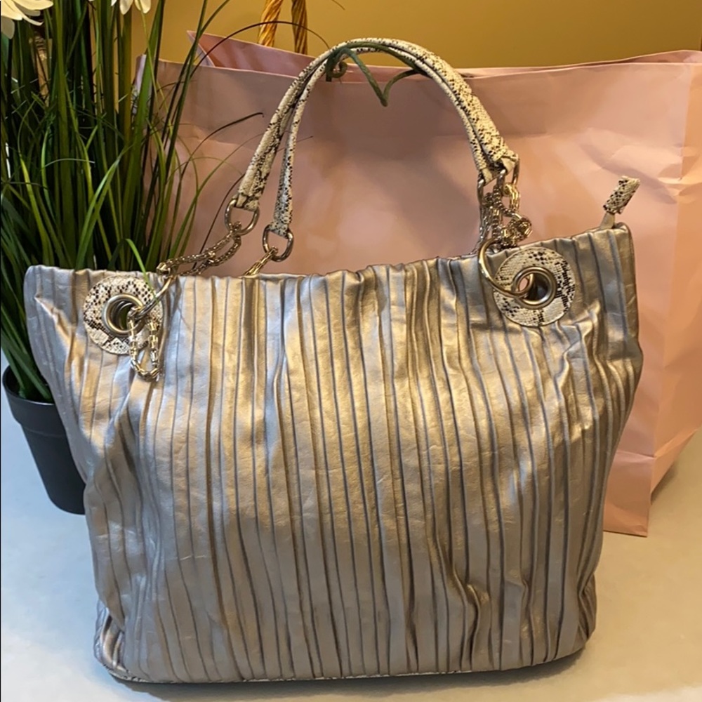 Stunning Silver Bag-see details